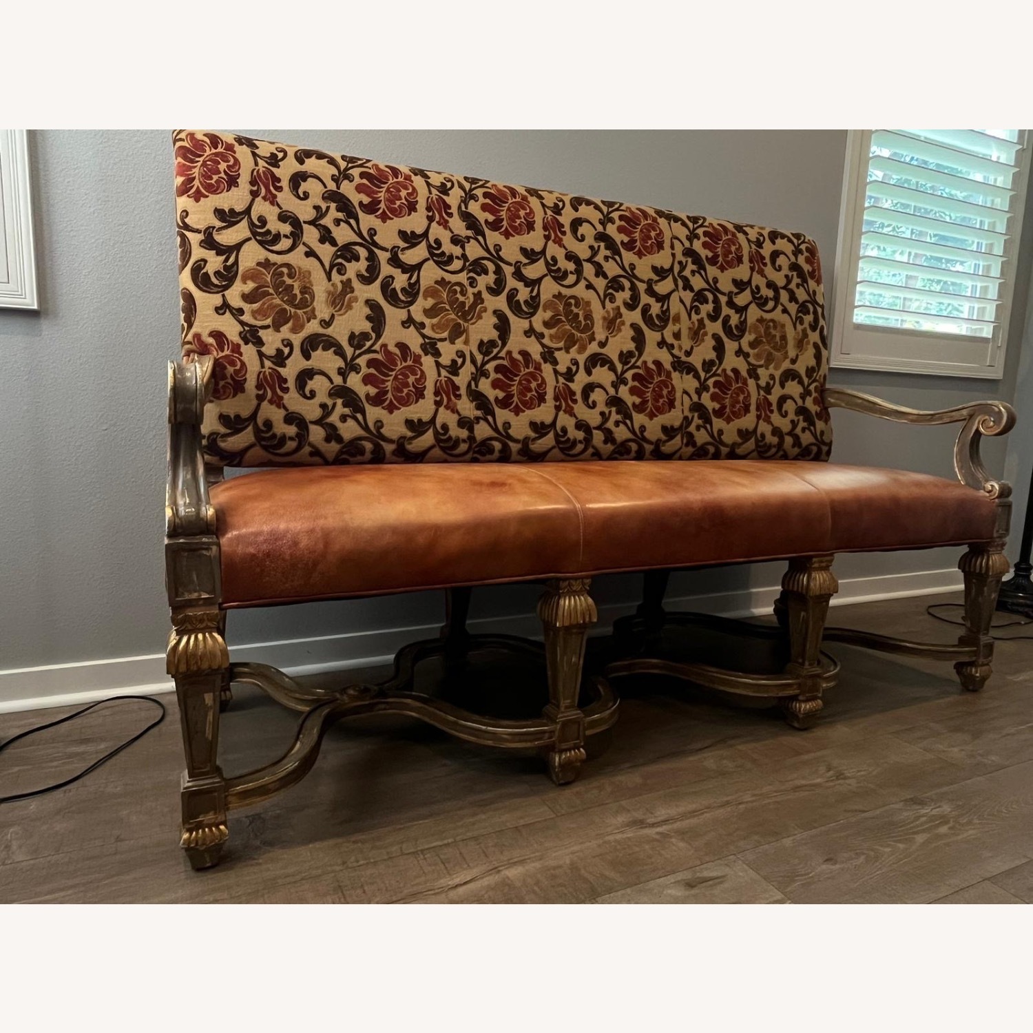 Ethan Allen 2 Seater Sofa - image-6