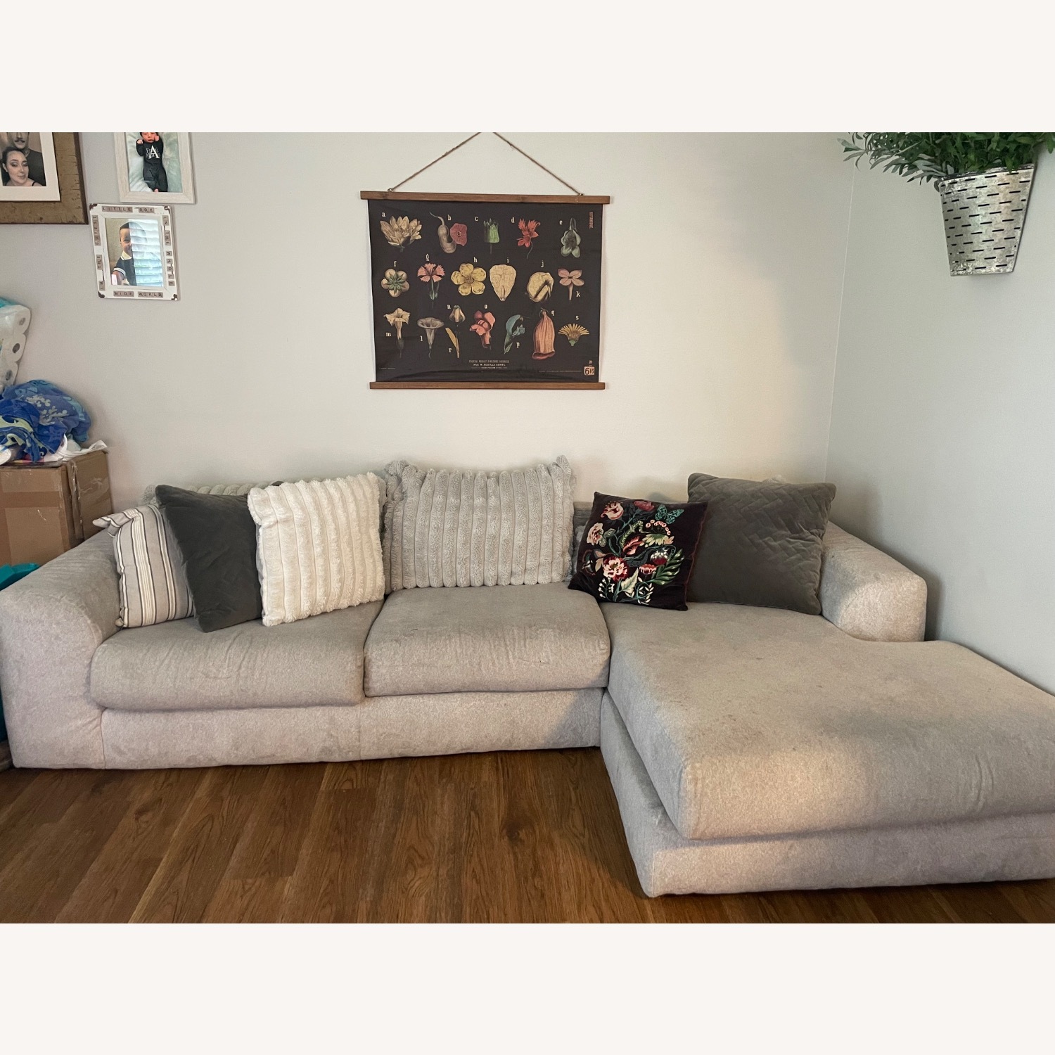 Rooms To Go Moreau Street 2 Pc Left Arm Chaise Sectional - image-1