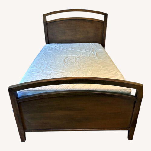 Used Daniel’s Amish Nouveau Bed for sale on AptDeco