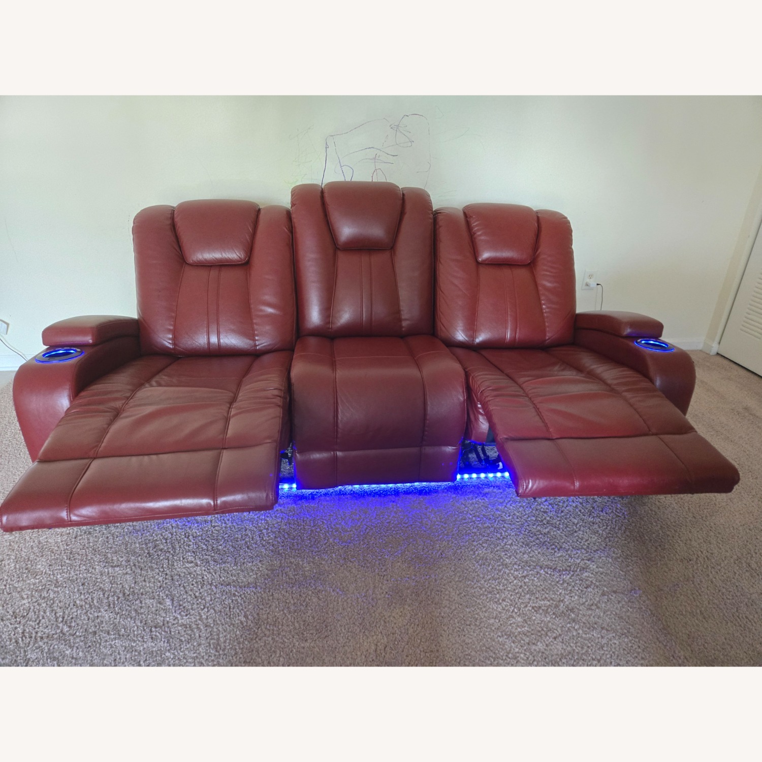 Rooms To Go Red Leather 3+ Seater Sofa - image-2