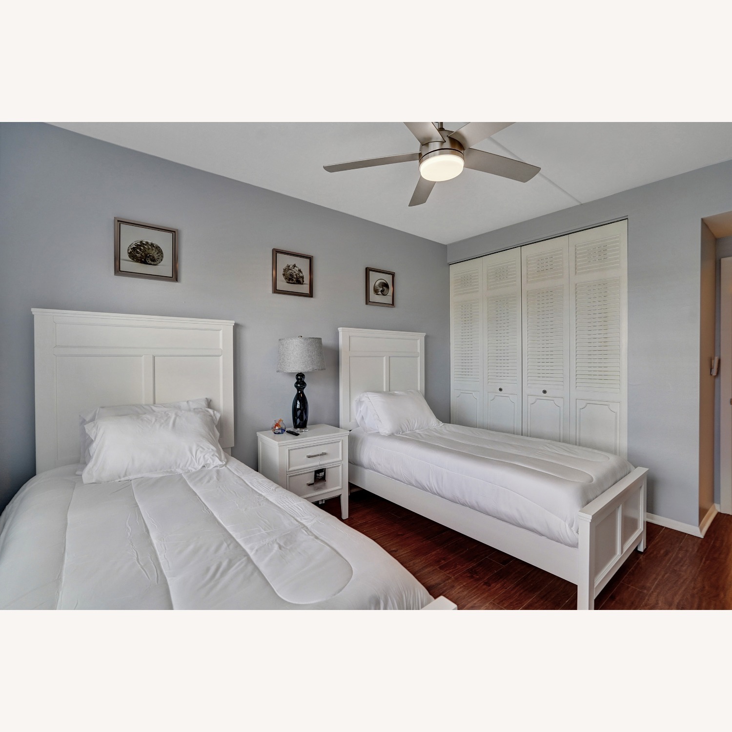 City Furniture Twin Panel Bed - image-3