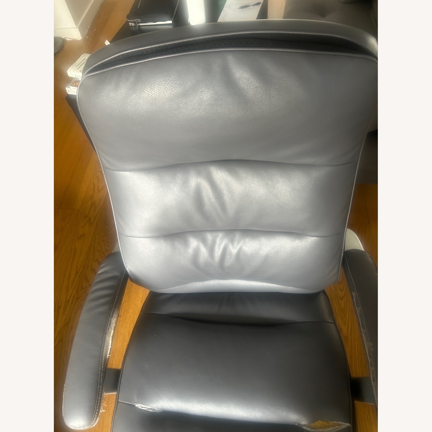 Beautyrest Leather Executive Chair - image-2