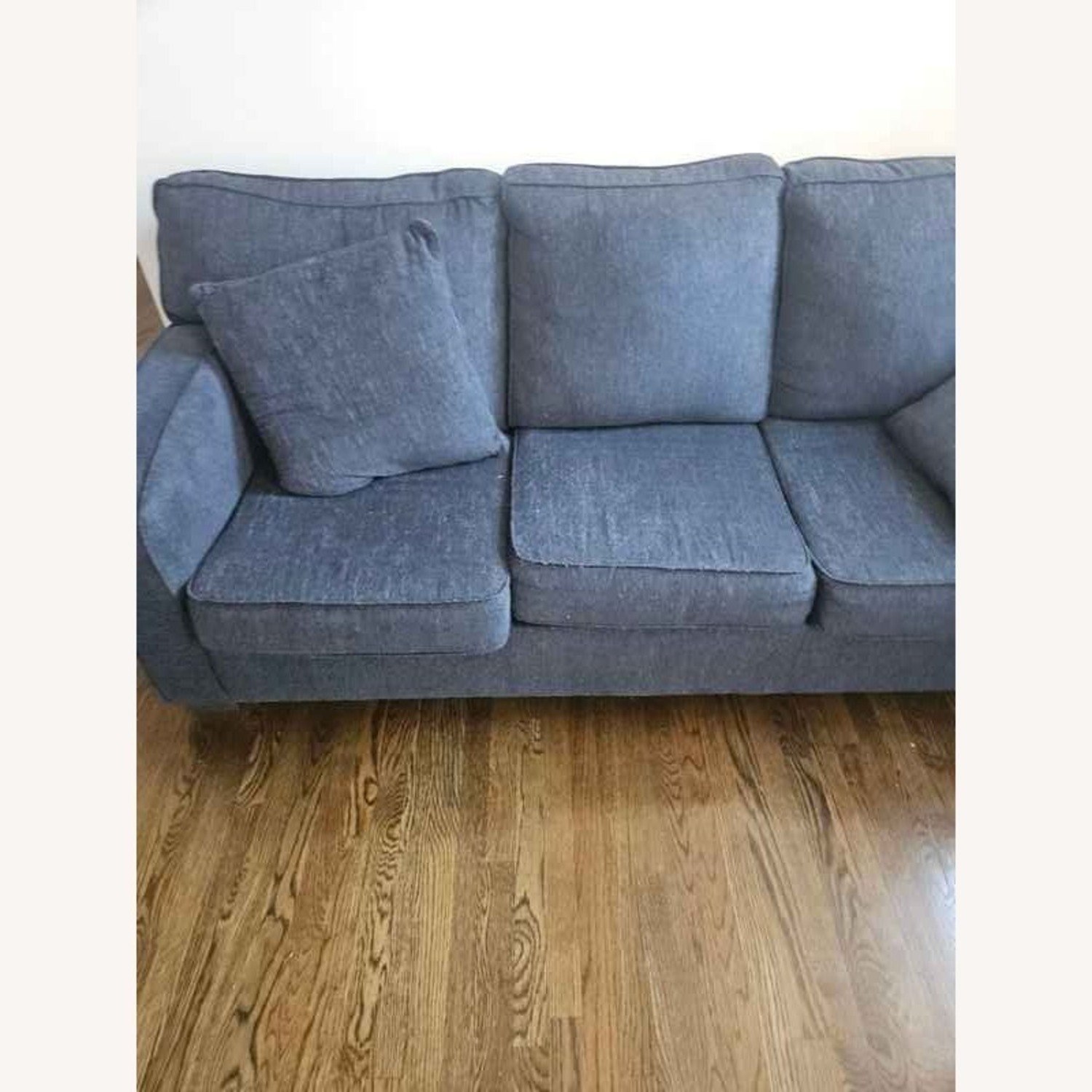 Gabe Queen Sleeper Sofa - image-5