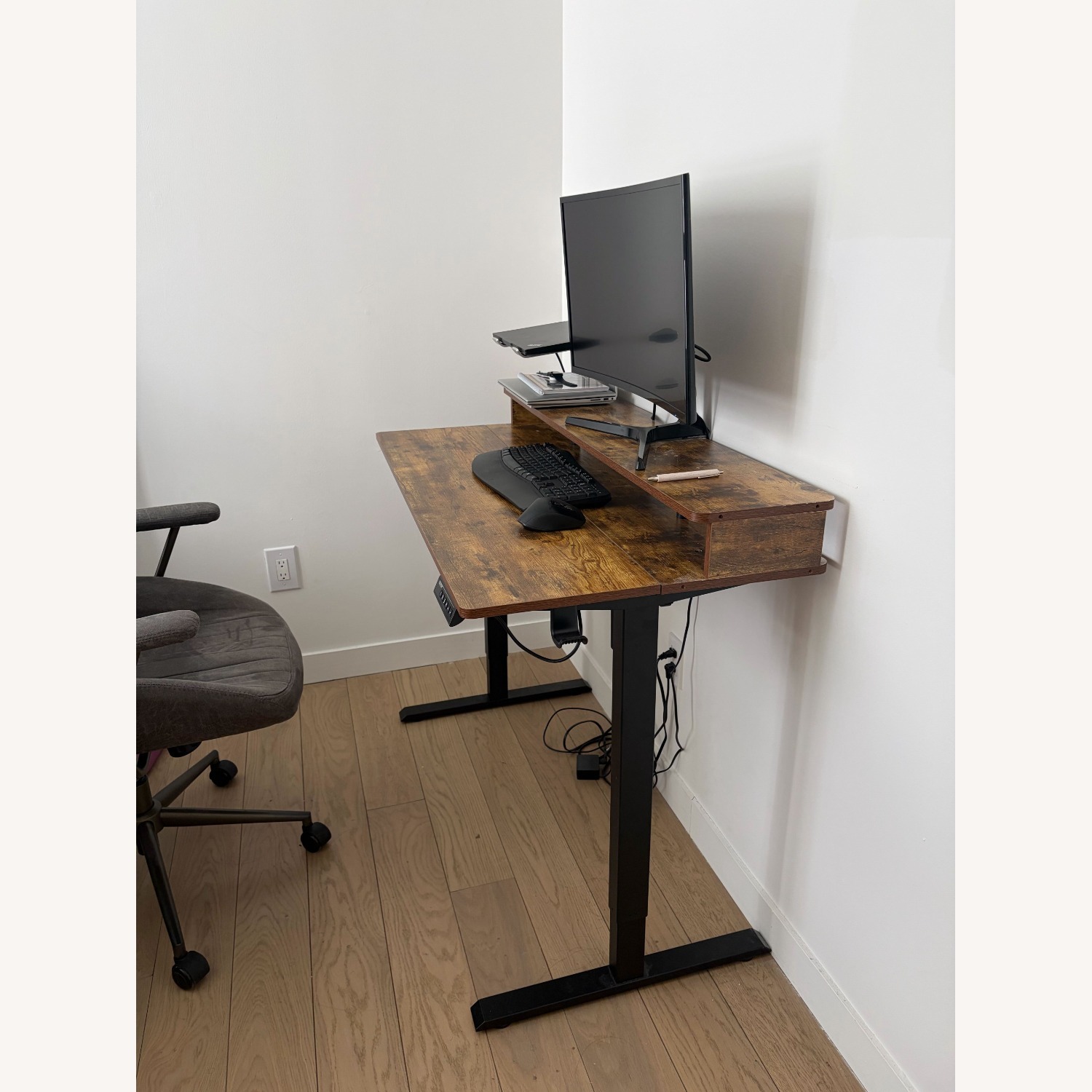 FEZIBO Modern Desk - image-4