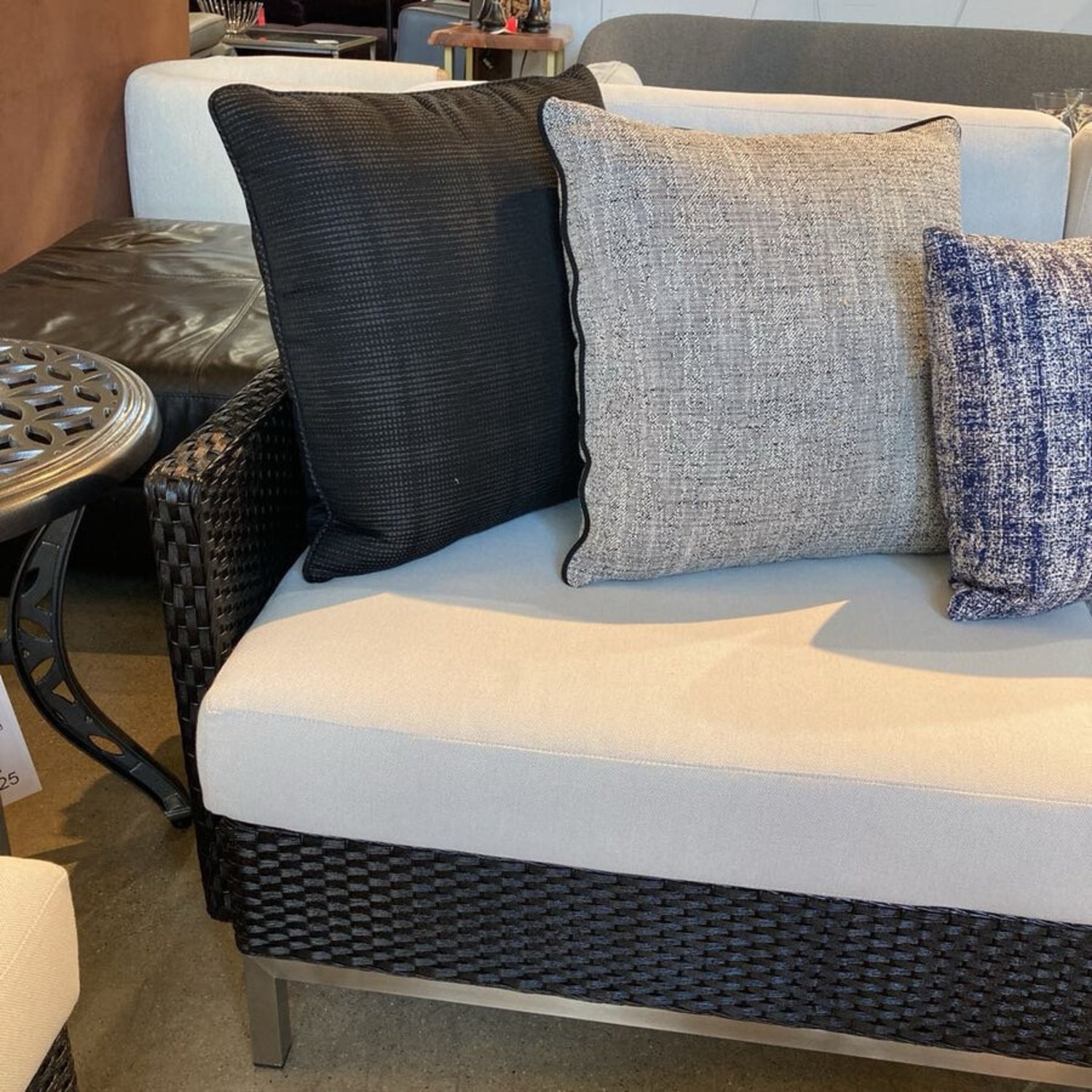 Lloyd Flanders Elements Sectional Outdoor - image-8