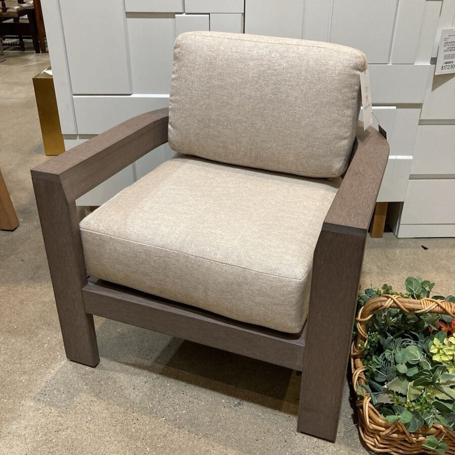 Woodard Beau Lounge Chair - image-2