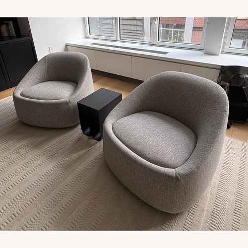 Used De Padova Swivel Chairs  for sale on AptDeco