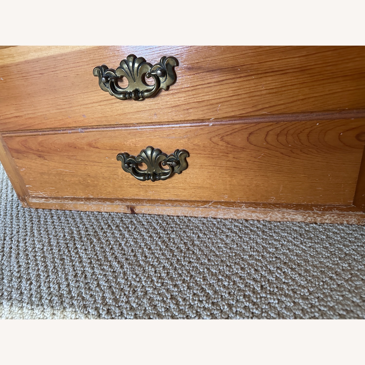 One piece Queen Bed, Mirror Headboard Nightstands - image-5
