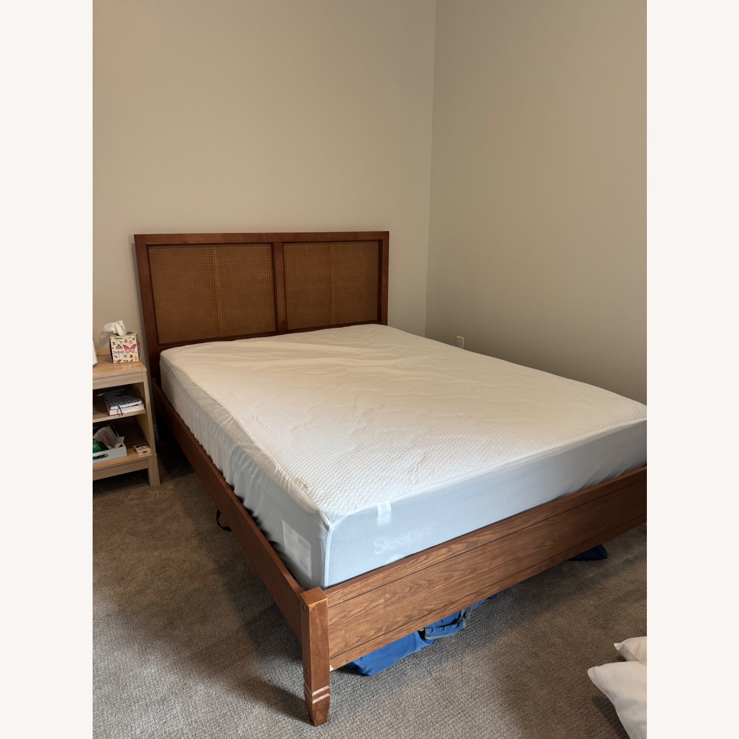 Dark Brown Wood Queen Bed (Bay Isle Home) - image-1