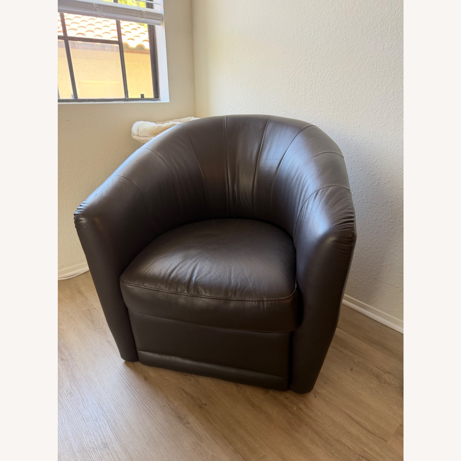 Natuzzi  Dark Brown Leather Accent Chair - image-2