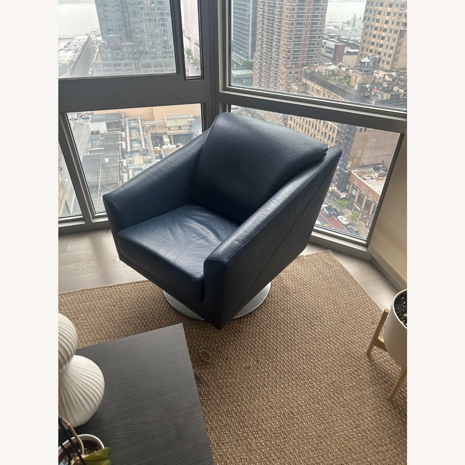 Lazzoni Ada 360 Blue Leather Armchair - image-1