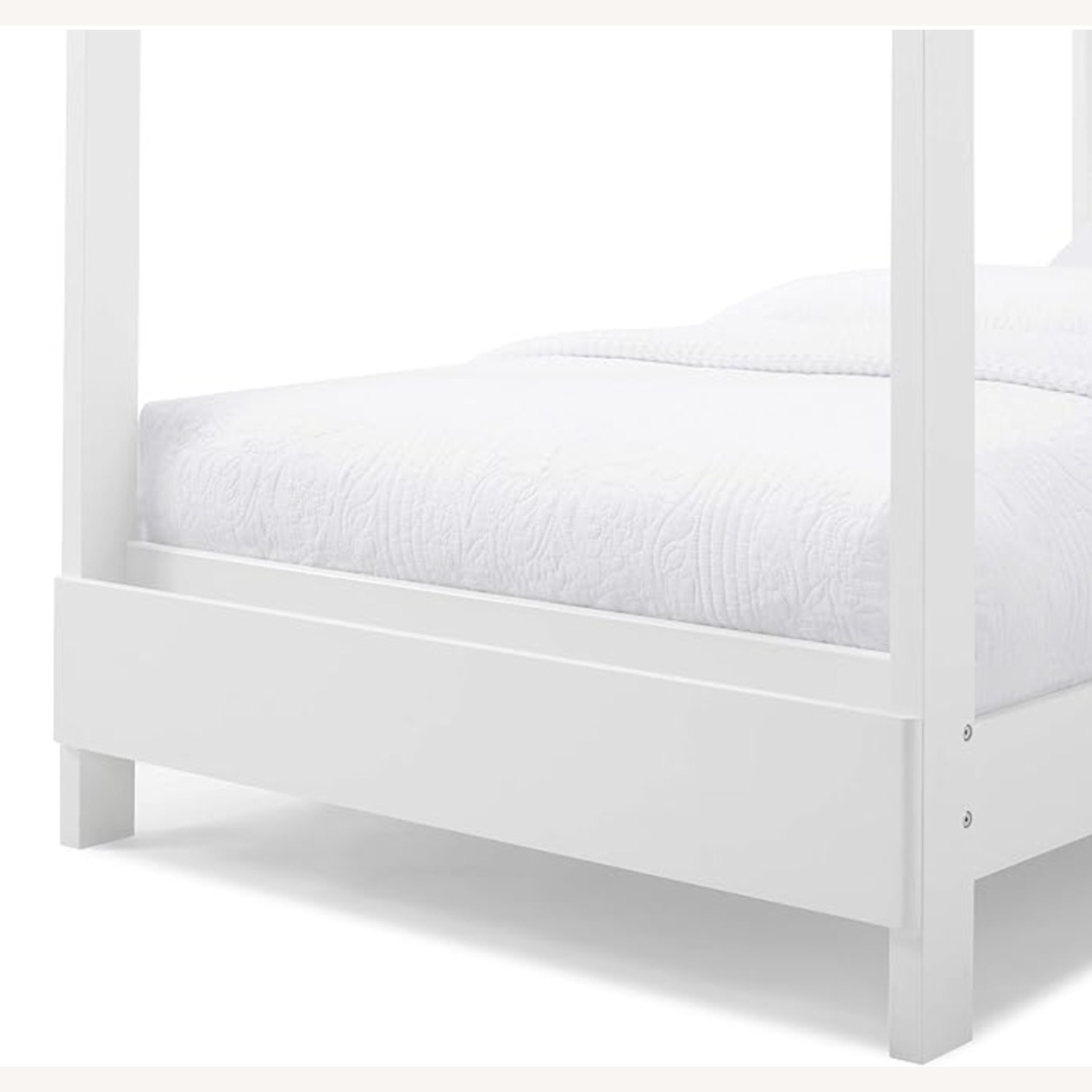 Canopy Twin Bed  - image-4