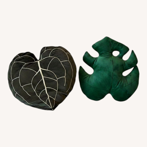 Used Contemporary Plant Pillows for sale on AptDeco