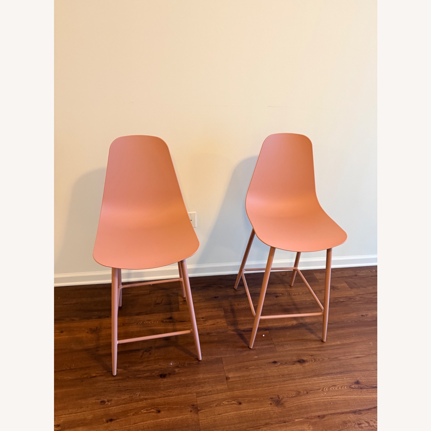 Article Svelti Dusty Rose Counter Stools - image-2