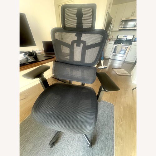 Used  Ergonamic Office Chair for sale on AptDeco