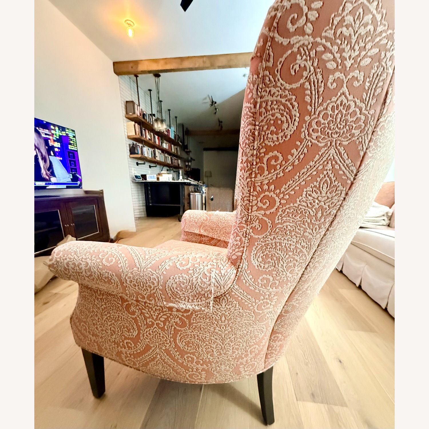 Ethan Allen Pink Fabric Accent Chair - image-5