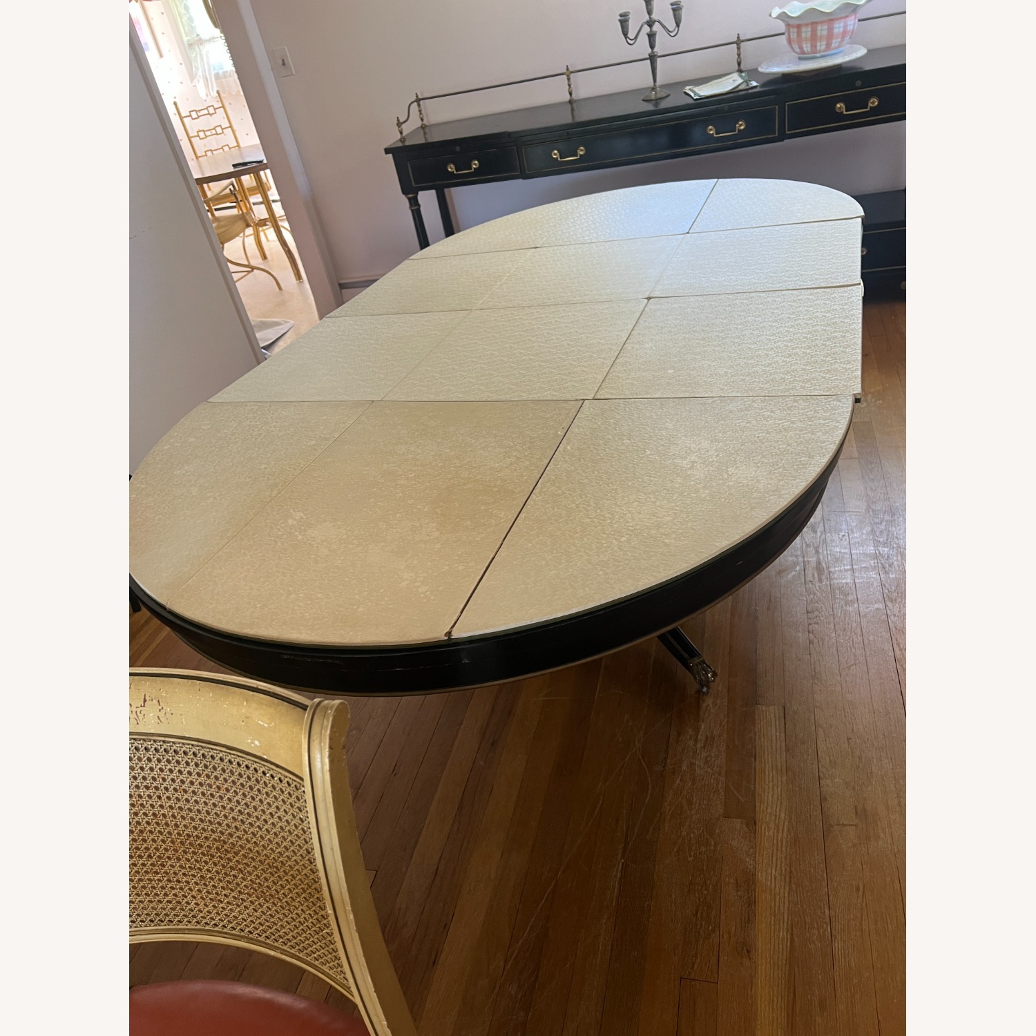 High-End Dining Table with Pads + 2 Leaves - image-2