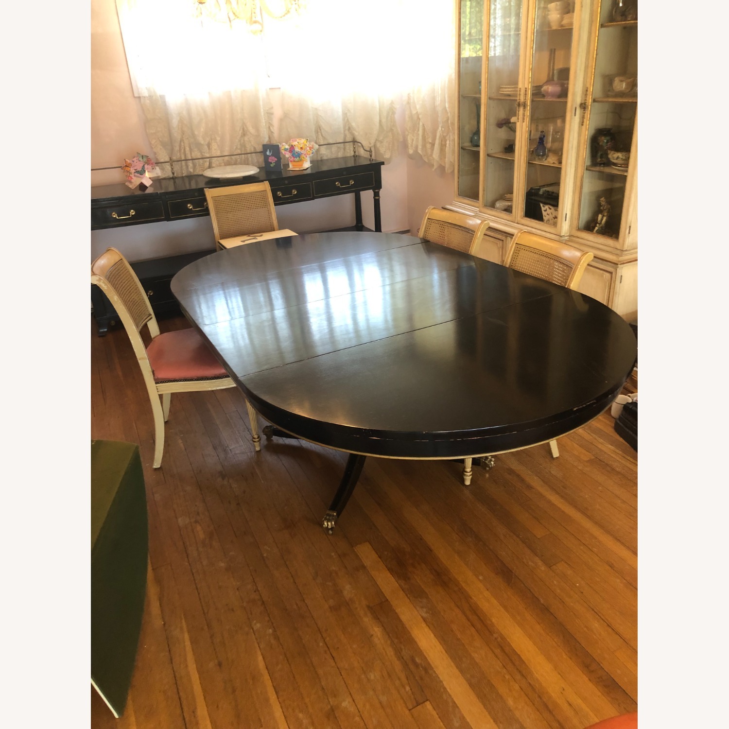 High-End Dining Table with Pads + 2 Leaves - image-9