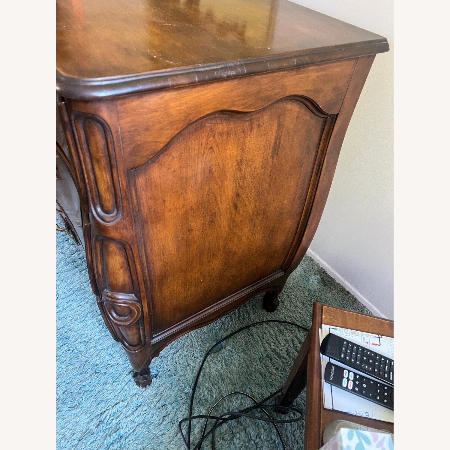 Vintage 84" Dresser High End - image-5