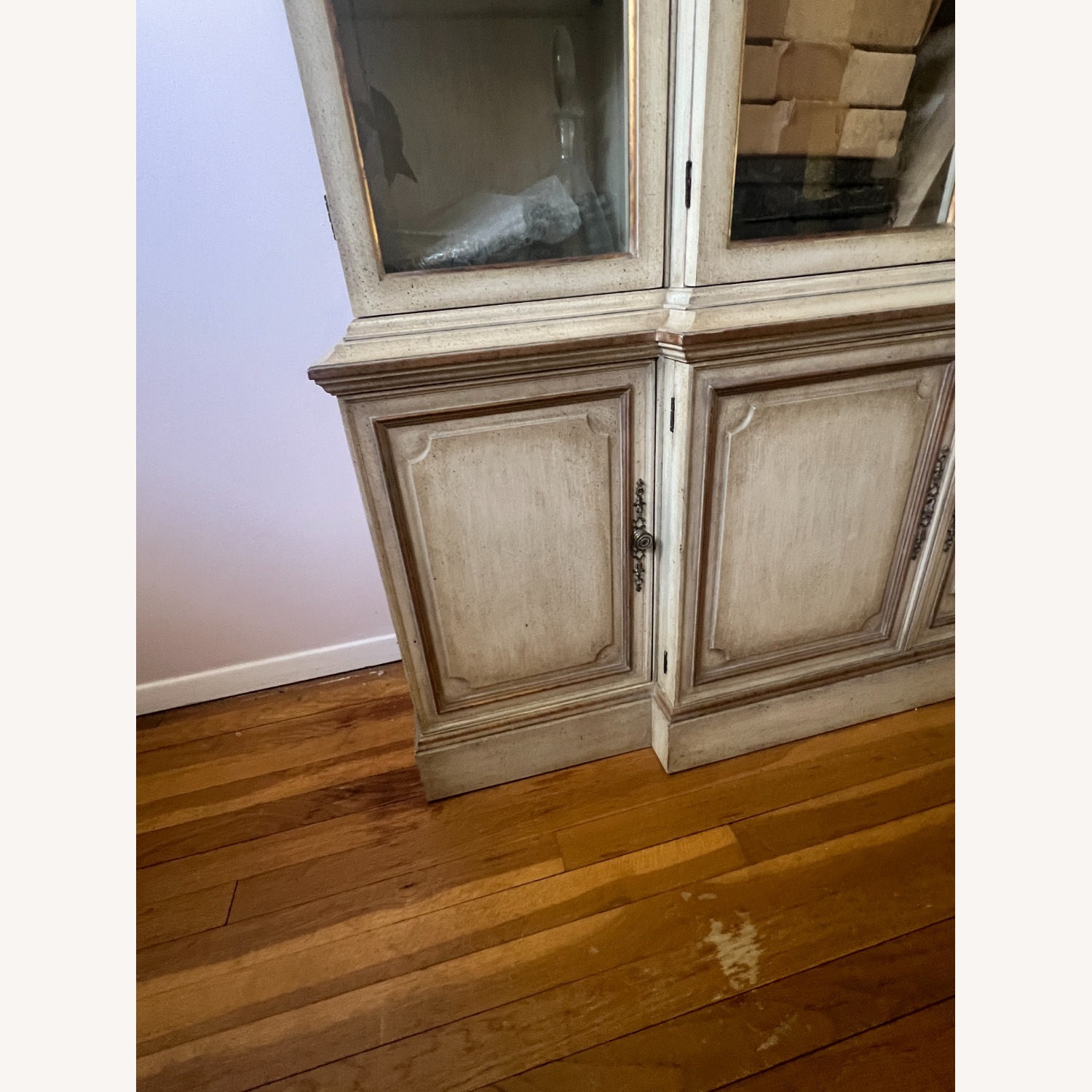 Traditional Breakfront Antique White Finish  - image-2