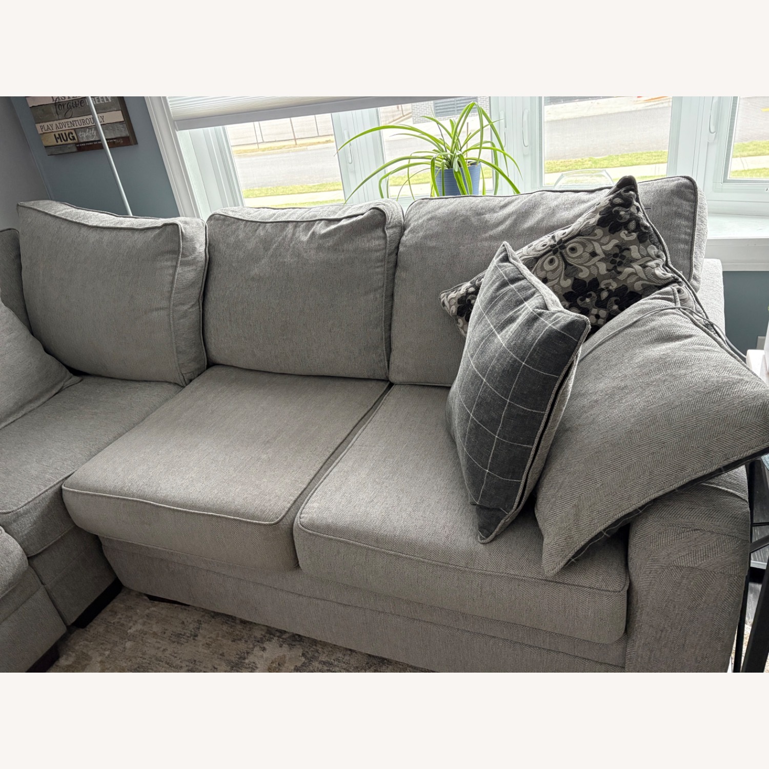 Raymour & Flanigan Light Gray 3+ Piece Sectional - image-2