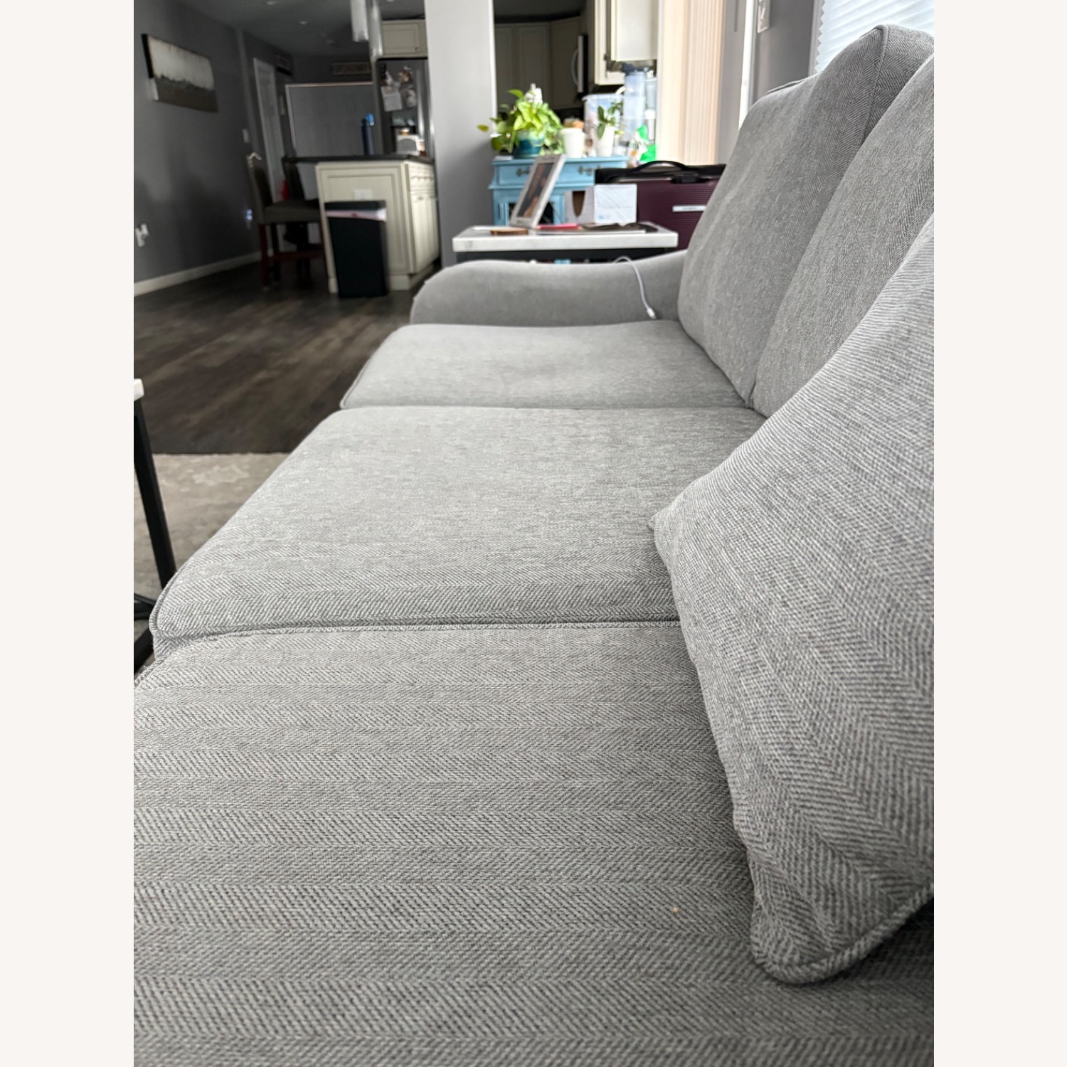 Raymour & Flanigan Light Gray 3+ Piece Sectional - image-6
