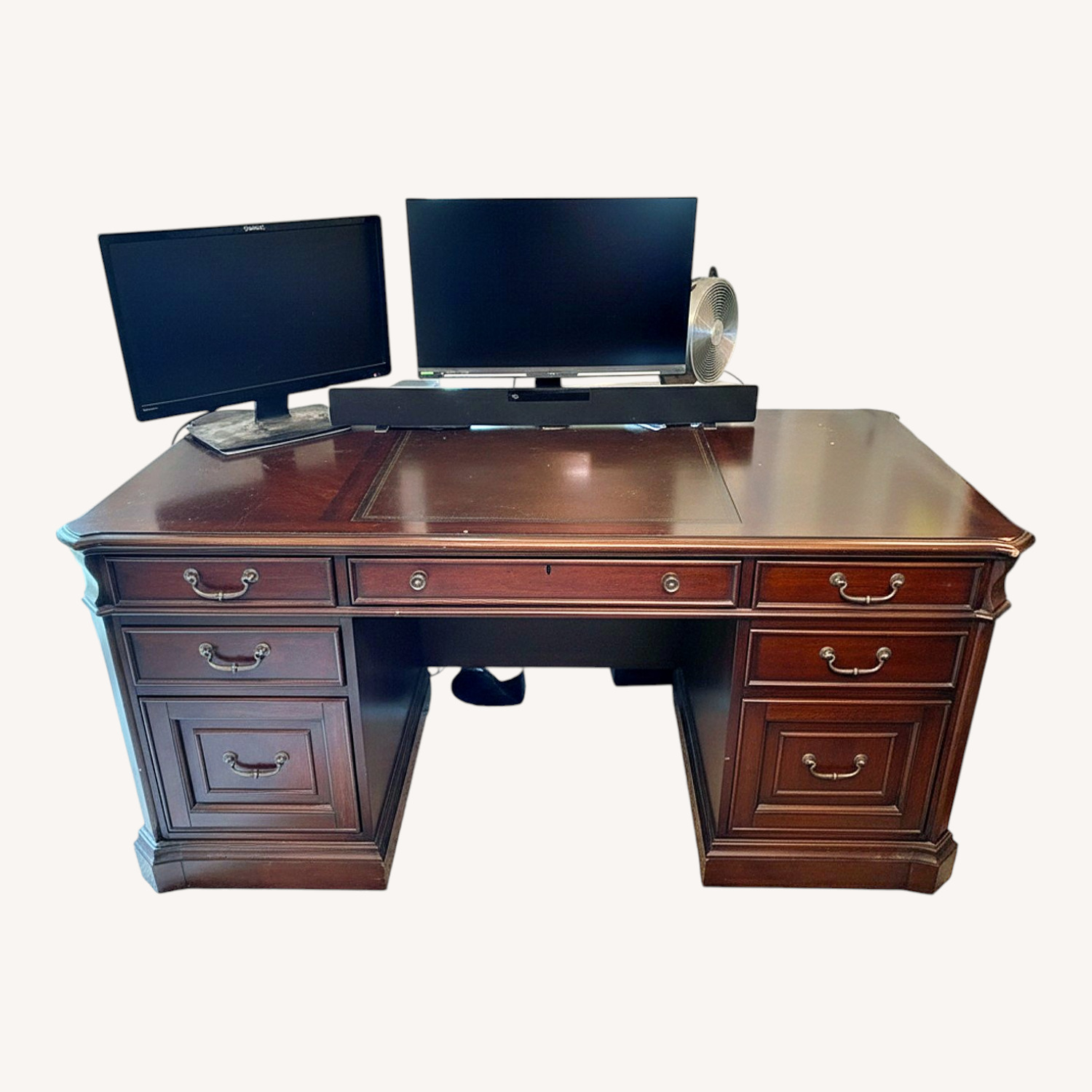 Hooker Furniture Hardwood Executive Desk - image-9
