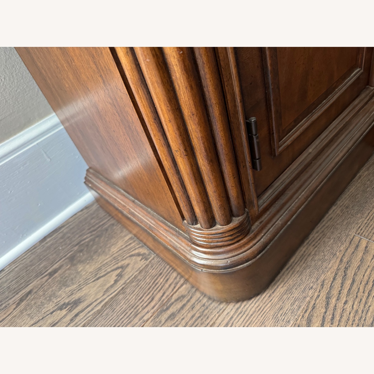 Thomasville- Hemingway Collection Breakfront  - image-2