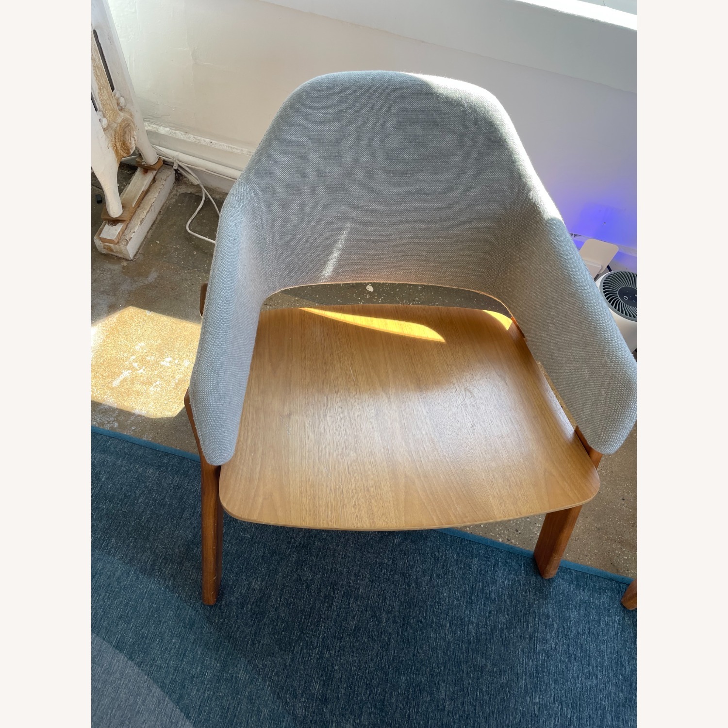 Clutch Chair - image-4