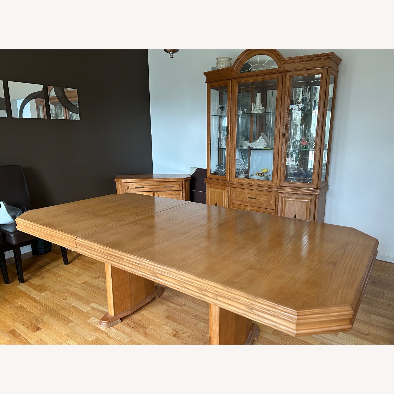 Oak Dining Room Set with 8 Leather Chairs - image-2