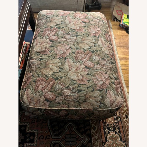 Used Vintage/Antique Ottoman for sale on AptDeco