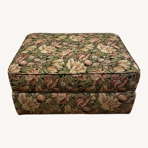 Used Vintage/Antique Ottoman for sale on AptDeco