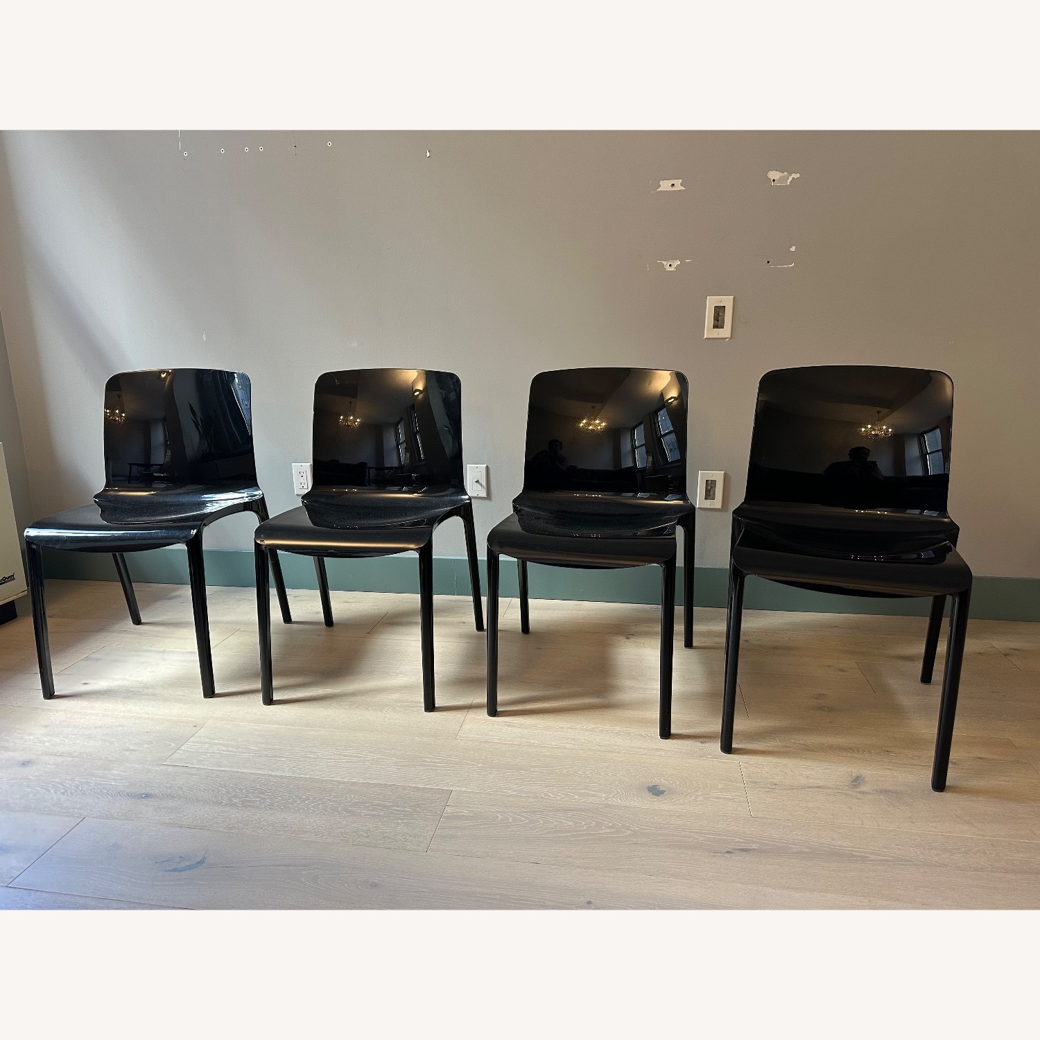 4 Casprini Tiffany Chairs in Black - image-1