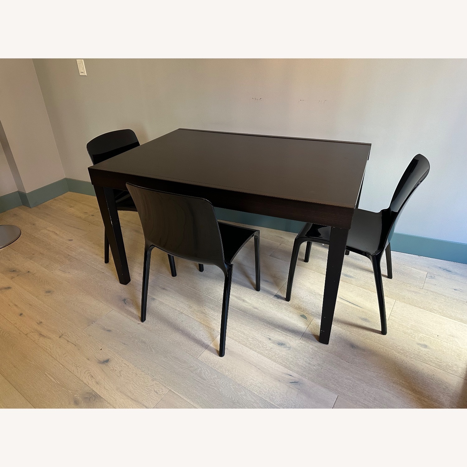 4 Casprini Tiffany Chairs in Black - image-3