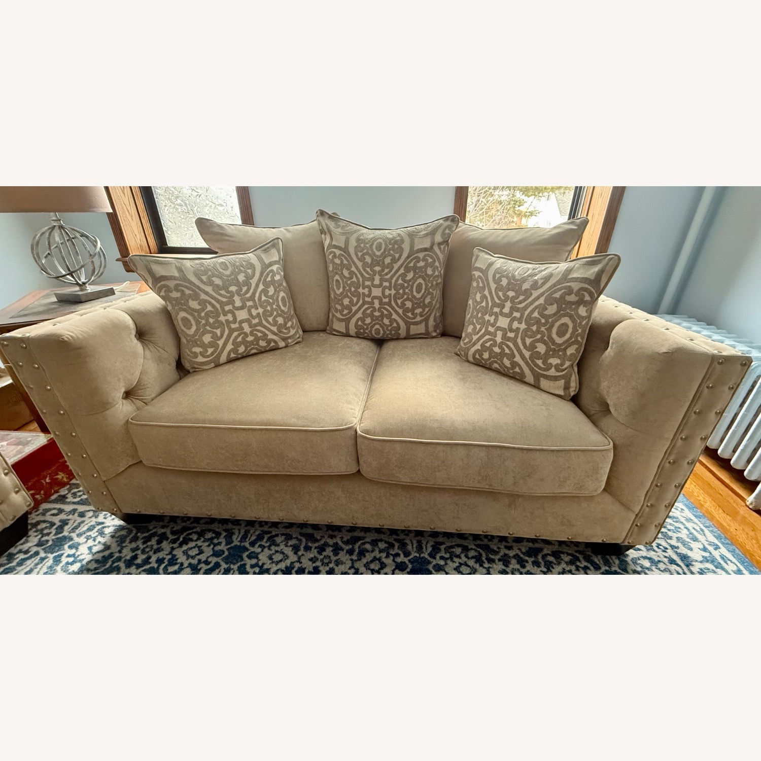 Raymour & Flanigan Loveseat - image-1