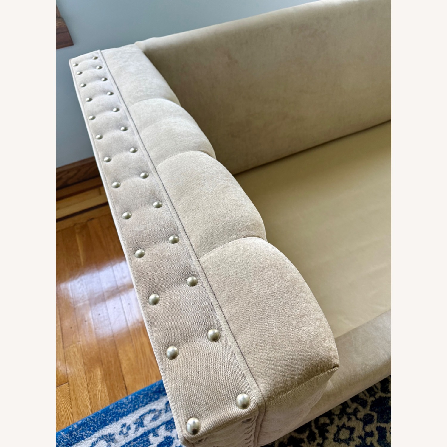 Raymour & Flanigan Loveseat - image-2