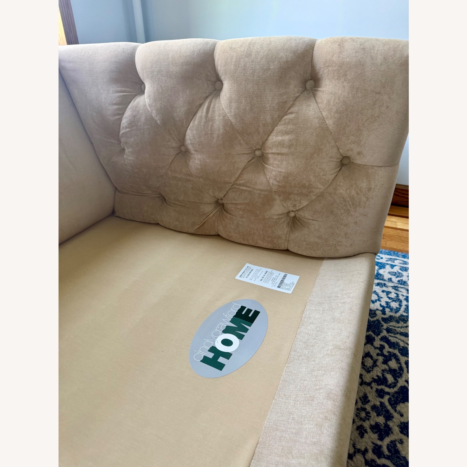 Raymour & Flanigan Loveseat - image-3