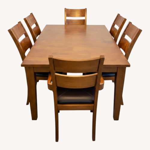 Used Klaussner Furniture Natural Dining Sets for sale on AptDeco