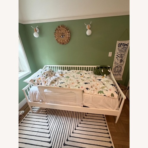 Used Crate & Kids Hampshire White Wood Daybed for sale on AptDeco
