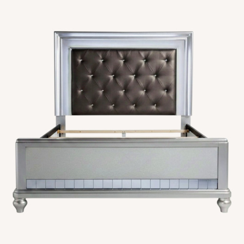 Used Diva II Queen Gray Panel Bed for sale on AptDeco
