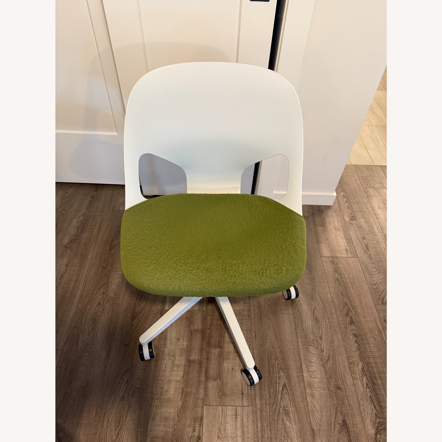 Herman Miller Zeph Multipurpose Chair - image-4