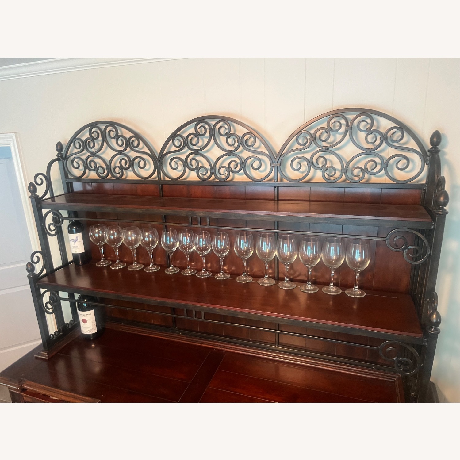 Hooker Furniture Seven Seas Oxblood Sideboard  - image-5
