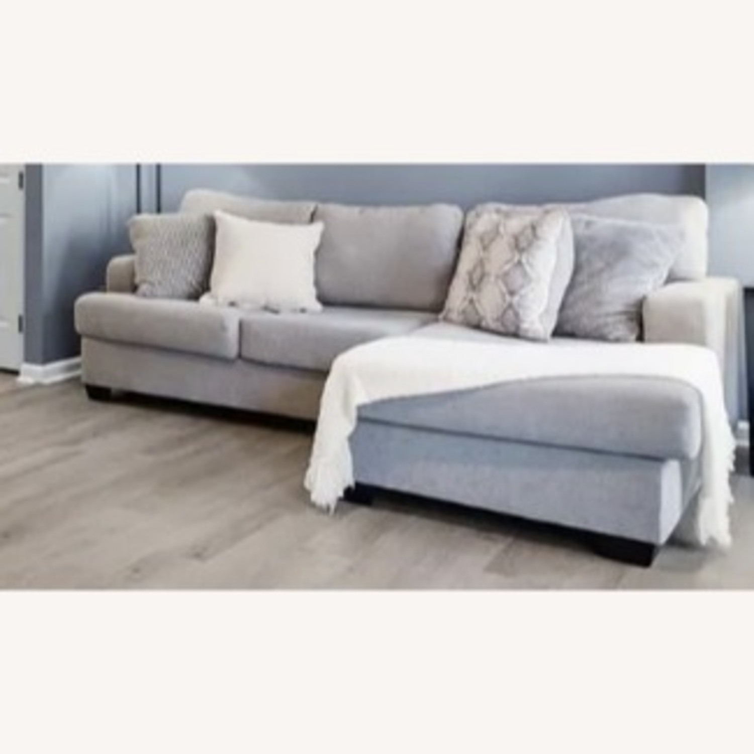 Ashley Furniture Keener Light Gray 2 Piece Sectional - image-6