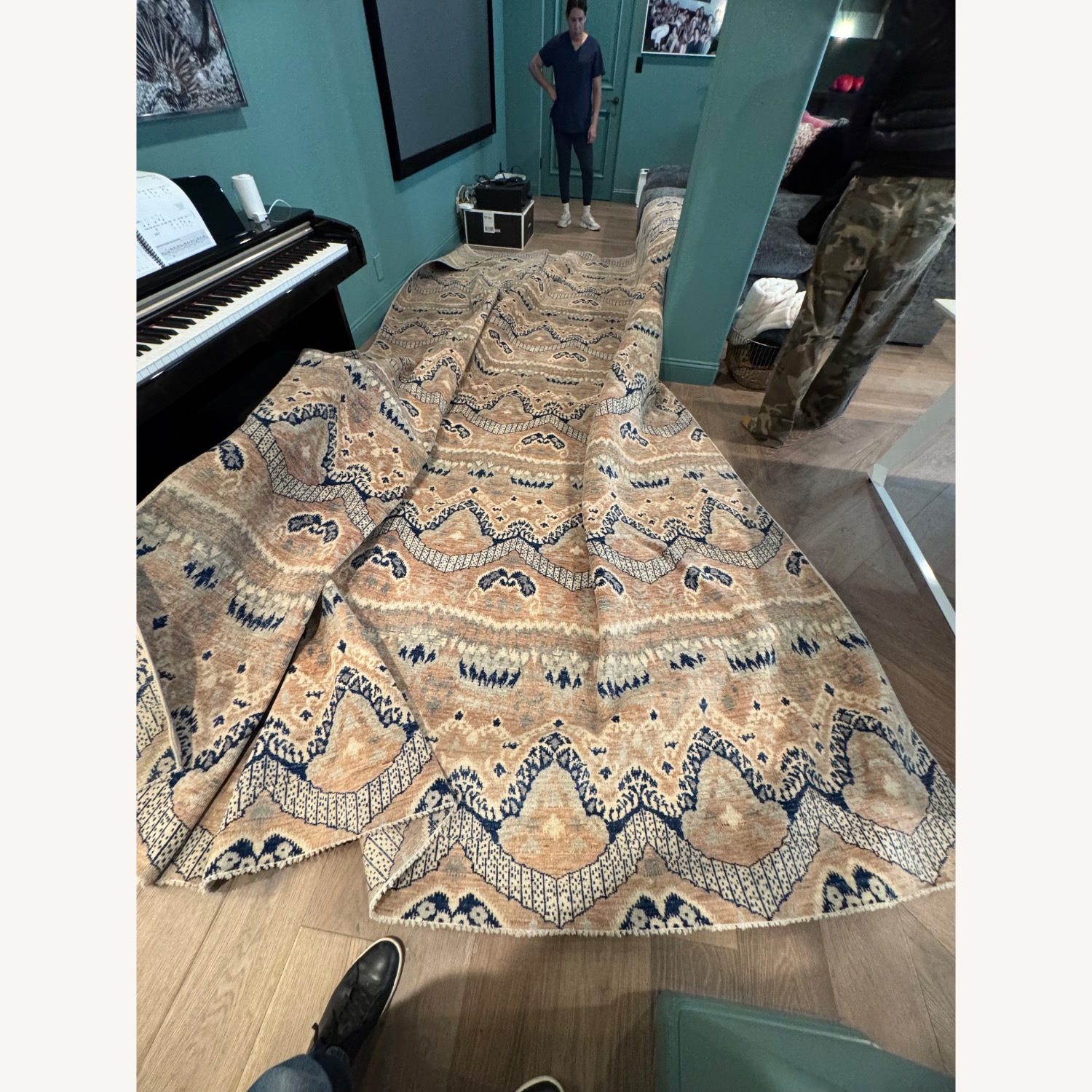 Blue & White Area Rug 12' x 16' - image-2