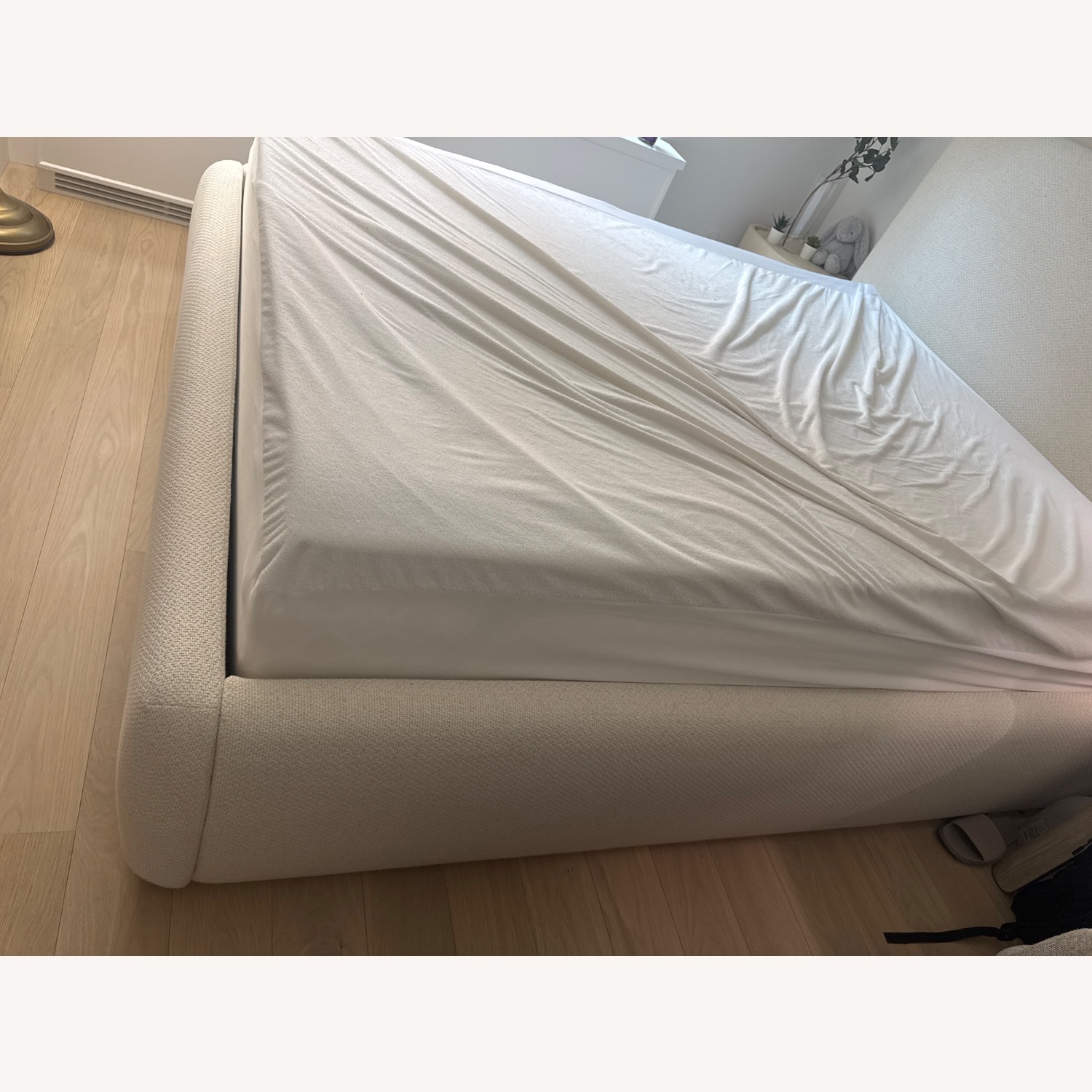 Crate & Barrel White Fabric Queen Bed - image-3
