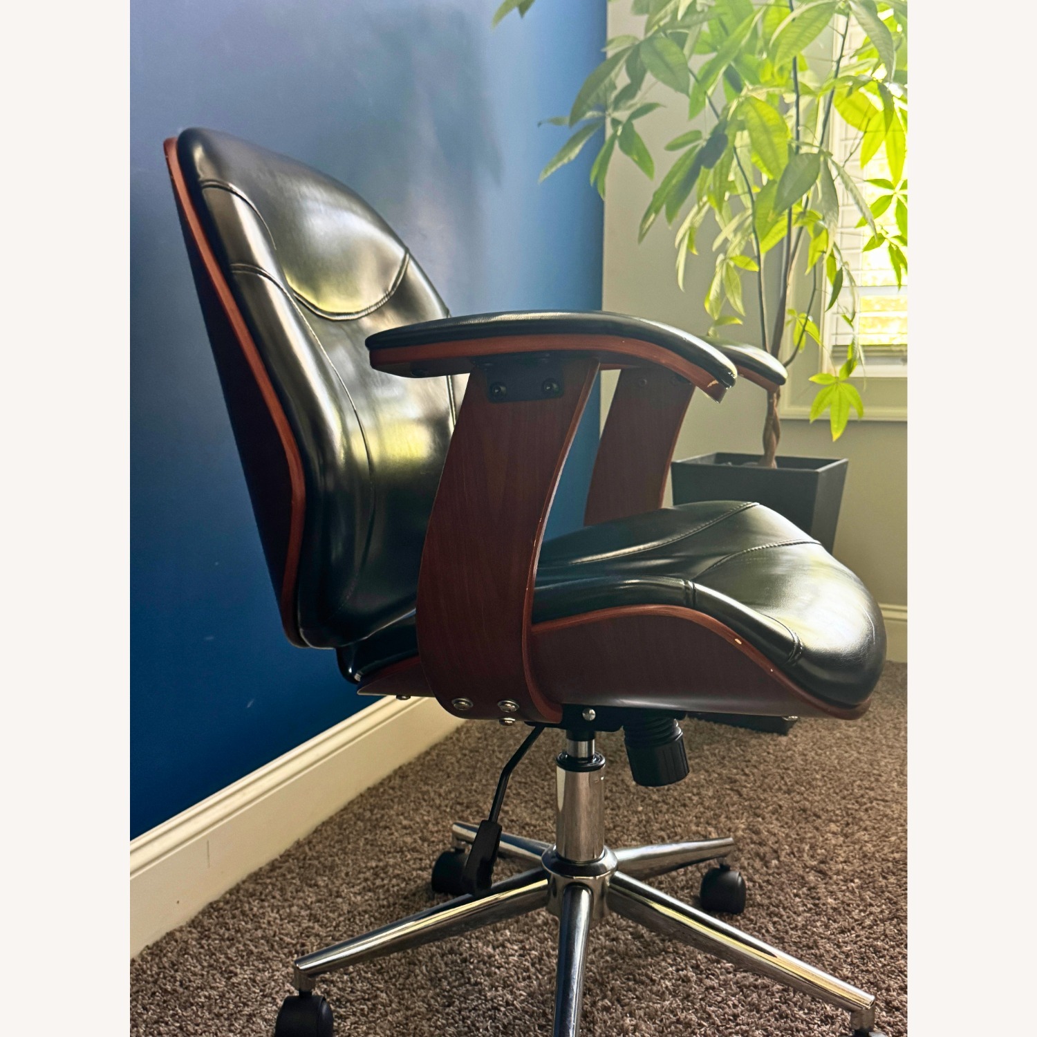 Black Leather & Walnut Bentwood Executive Chair - image-4