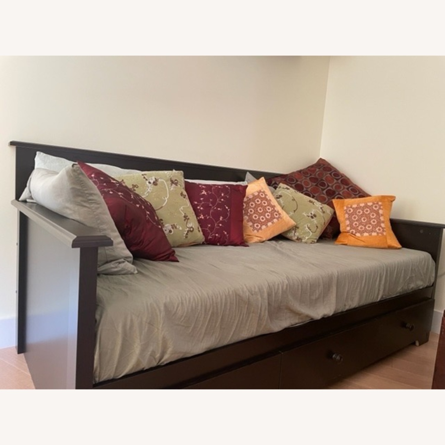 Wayfair Northampt Twin Daybed - image-3