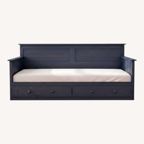 Used Wayfair Northampt Twin Daybed for sale on AptDeco