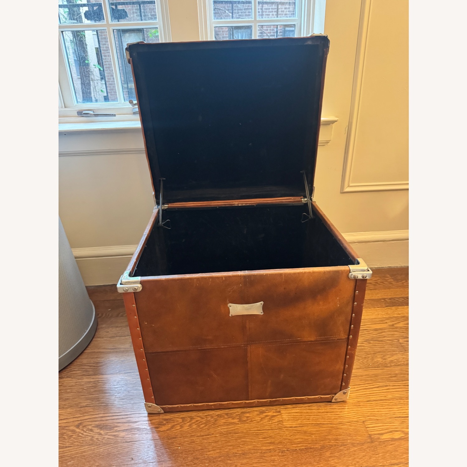 Vintage/Antique Dark Brown Leather Chest - image-4