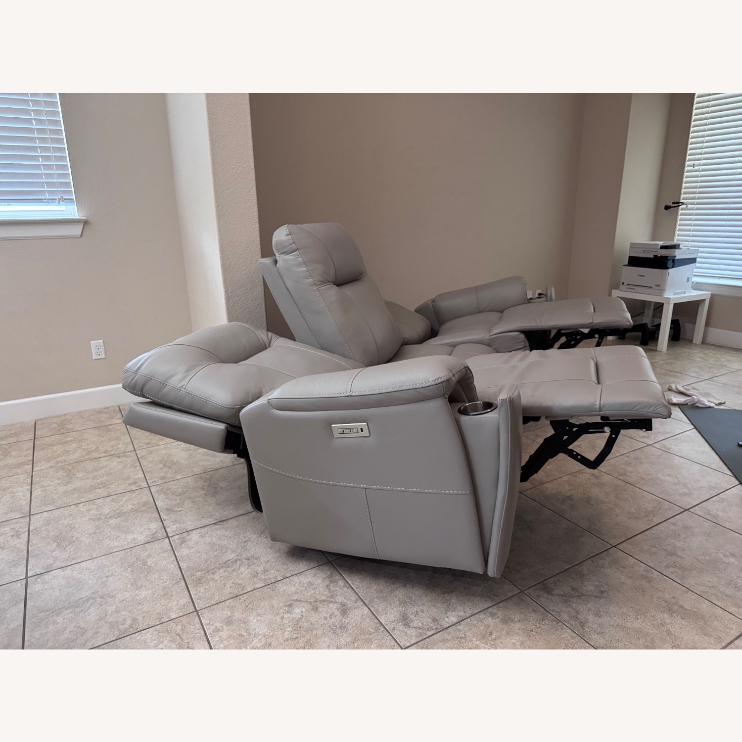 Rooms To Go Matthews Cove Light Gray Leather 3+ Seater Sofa - image-4